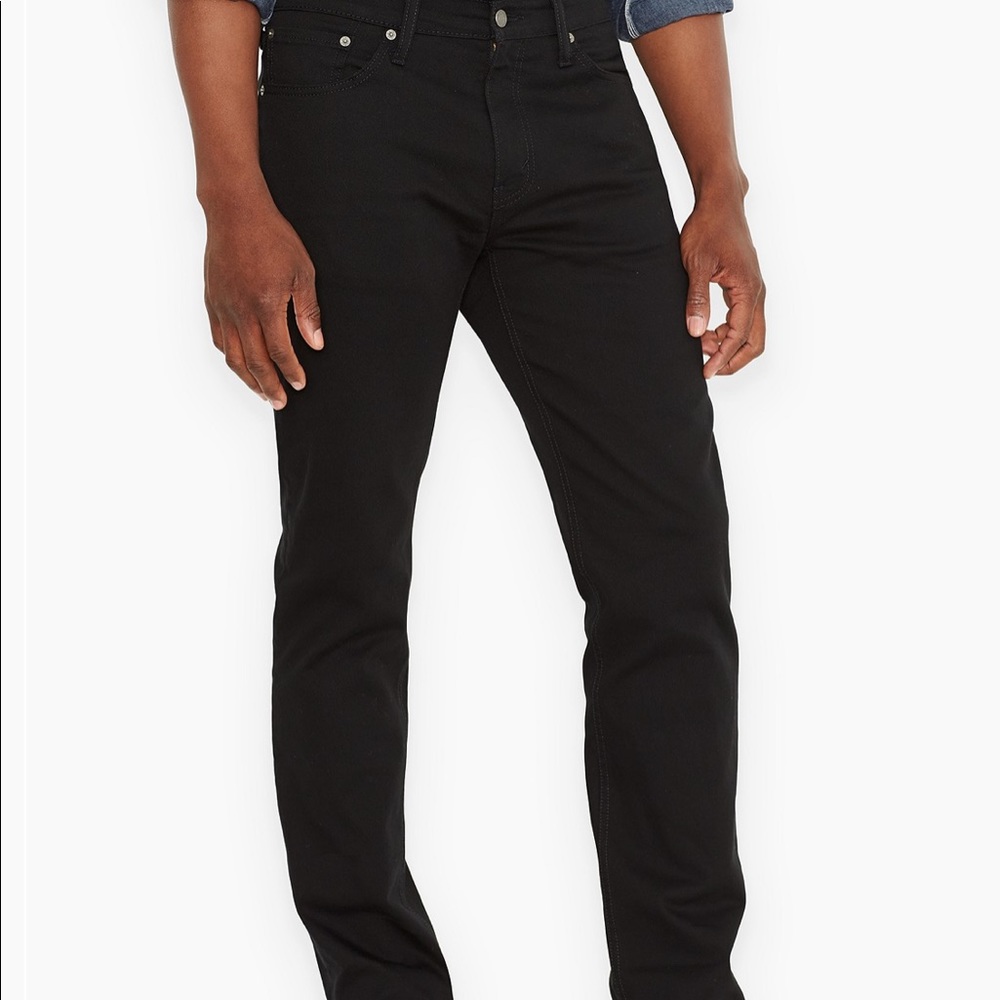 NWOT Levi’s men’s jeans 541
